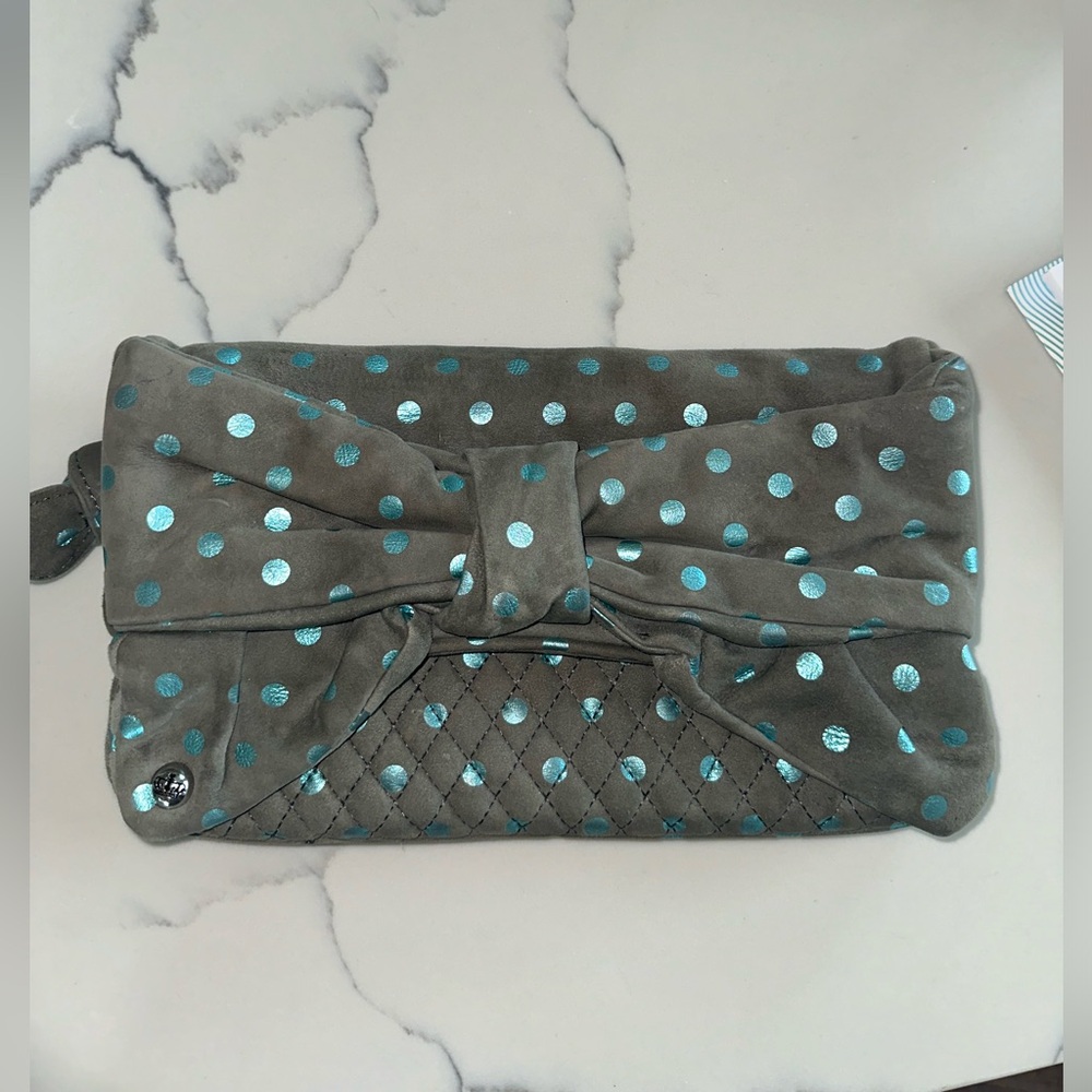 JUICY COUTURE bow clutch